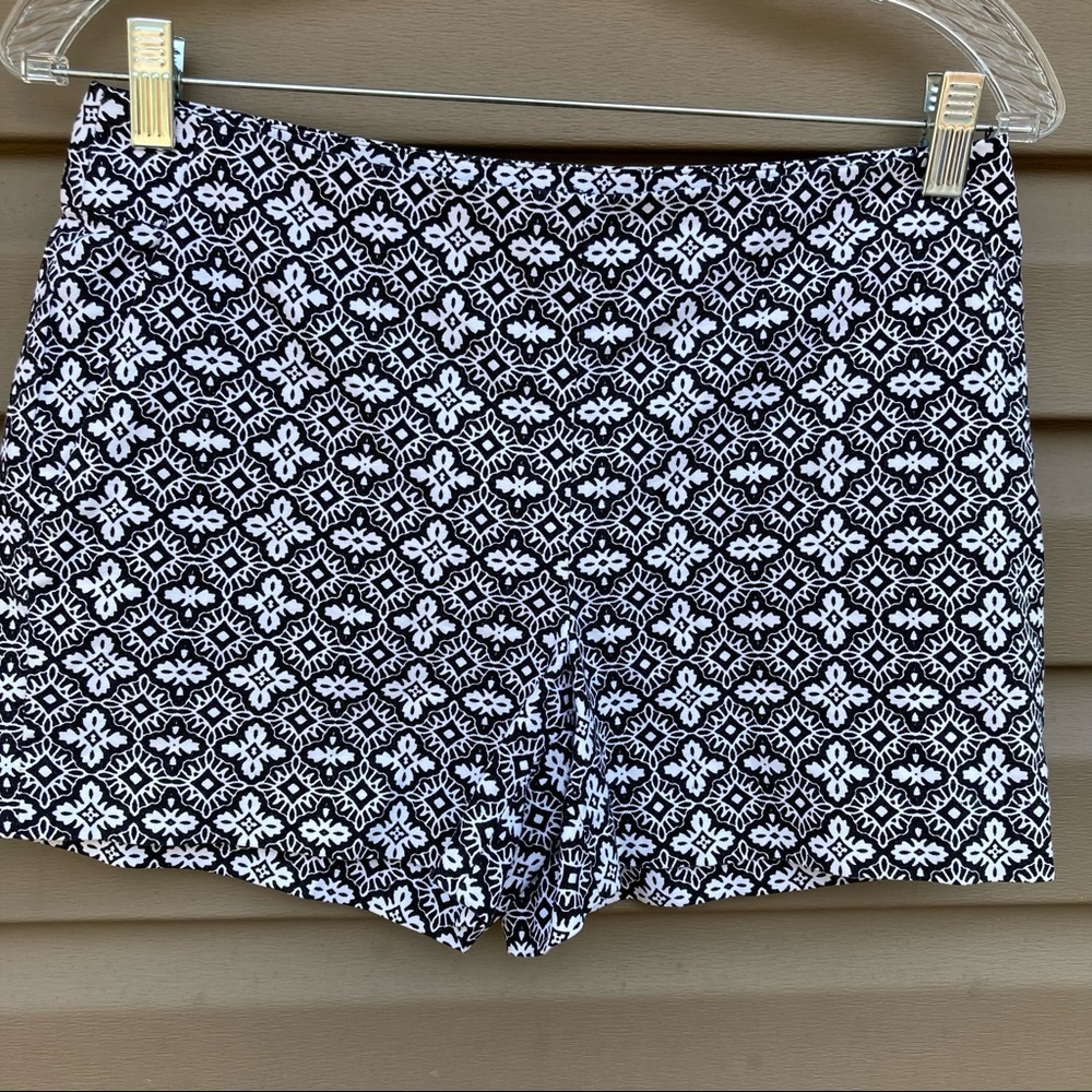Banana Republic Black and White Shorts